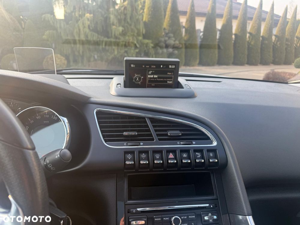 Peugeot 3008 THP 165 EAT6 Stop & Start Allure - 24