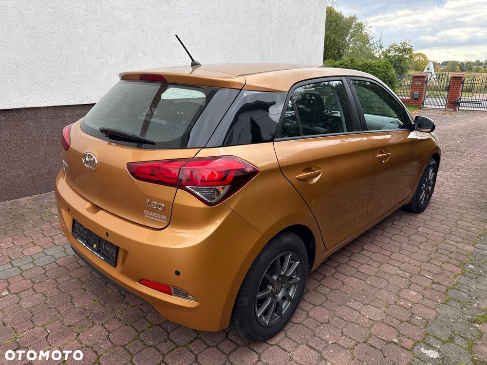 Hyundai i20 - 13