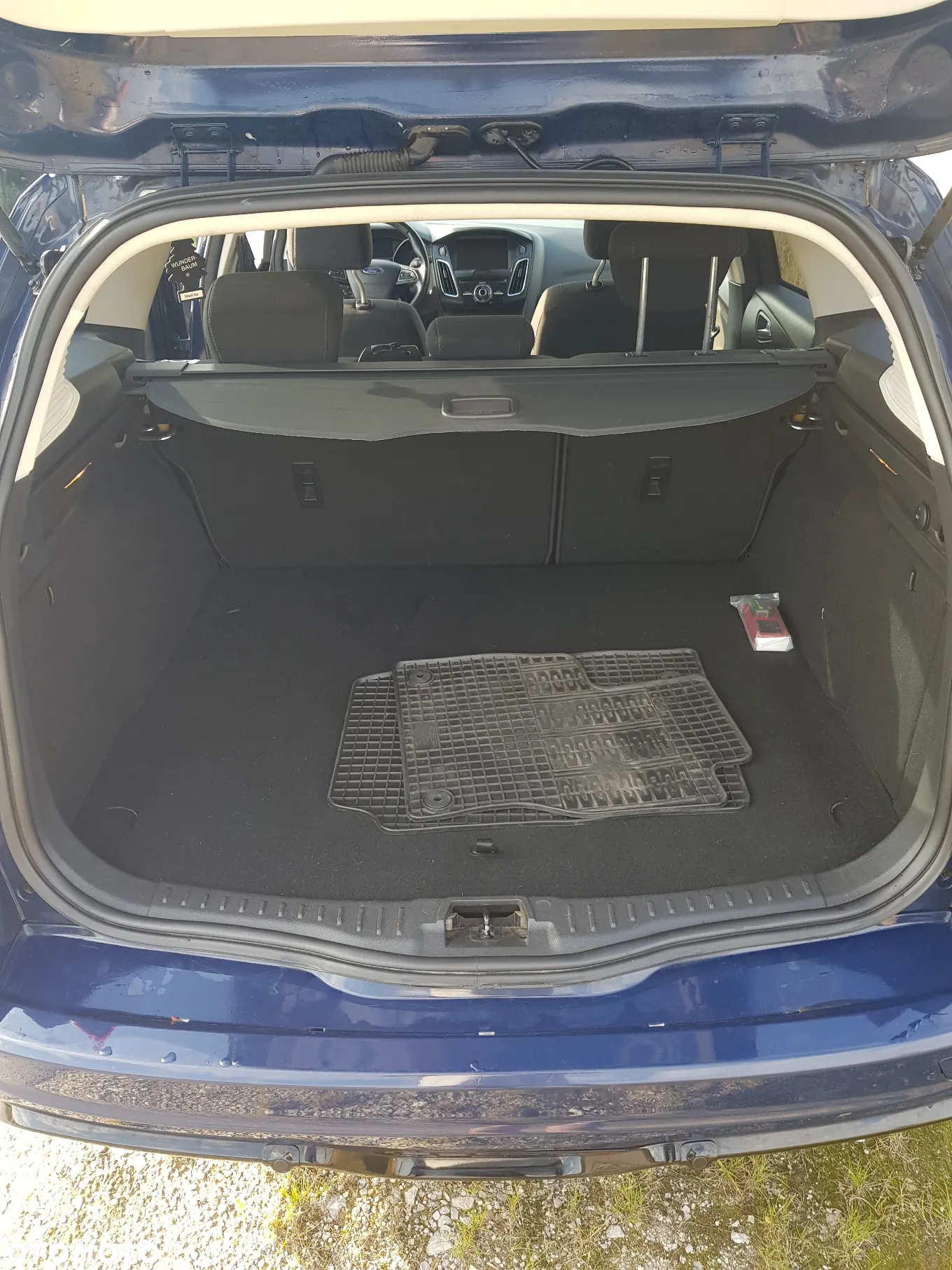 Ford Focus 1.5 TDCi SYNC Edition - 10