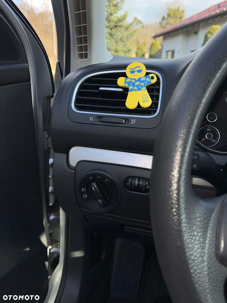 Volkswagen Golf 1.6 Comfortline - 29