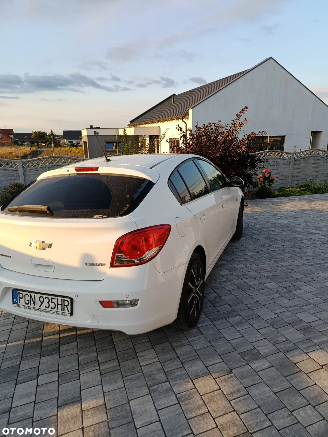 Chevrolet Cruze 1.8 LT - 4
