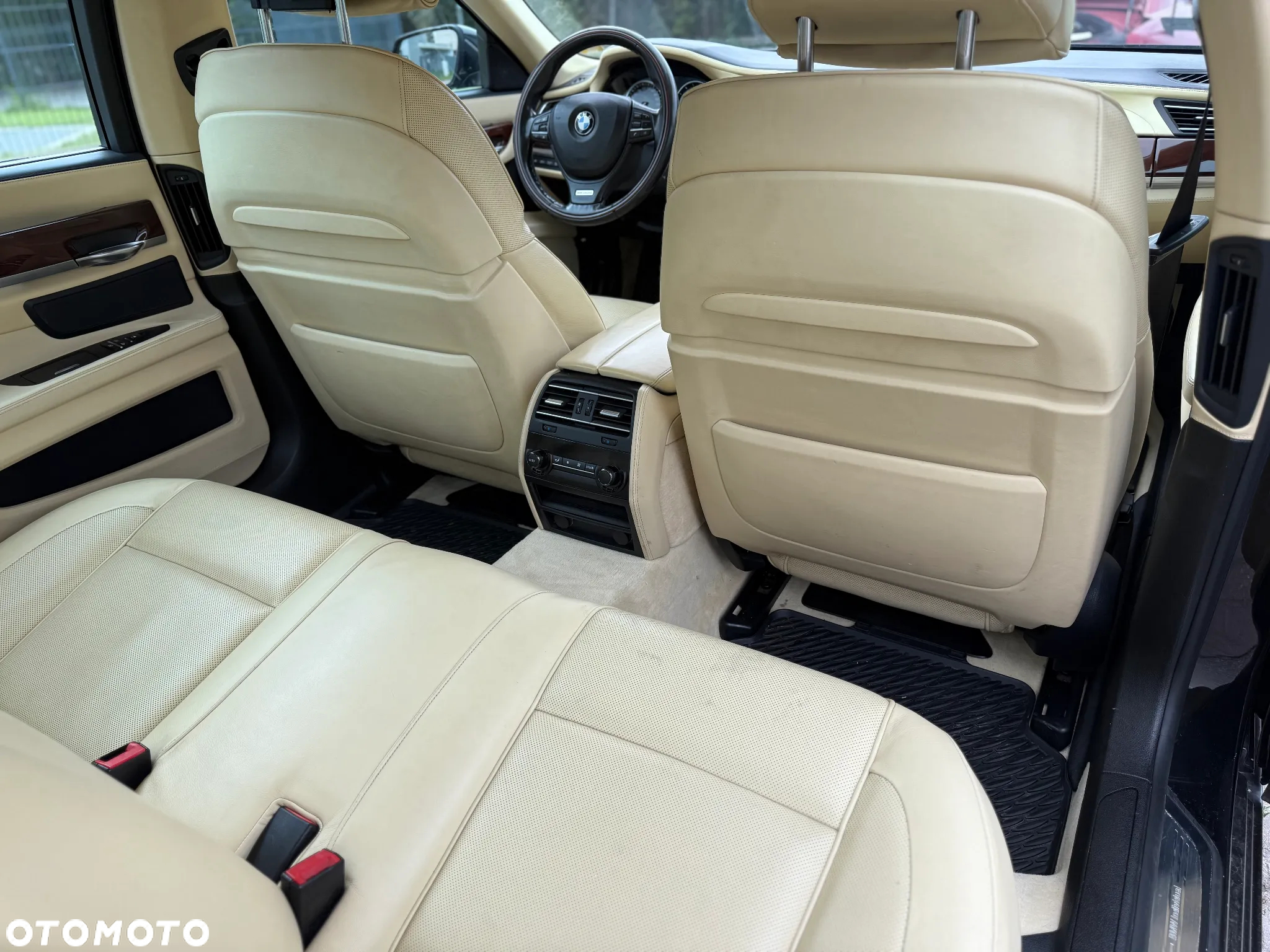 BMW Seria 7 740d xDrive - 16