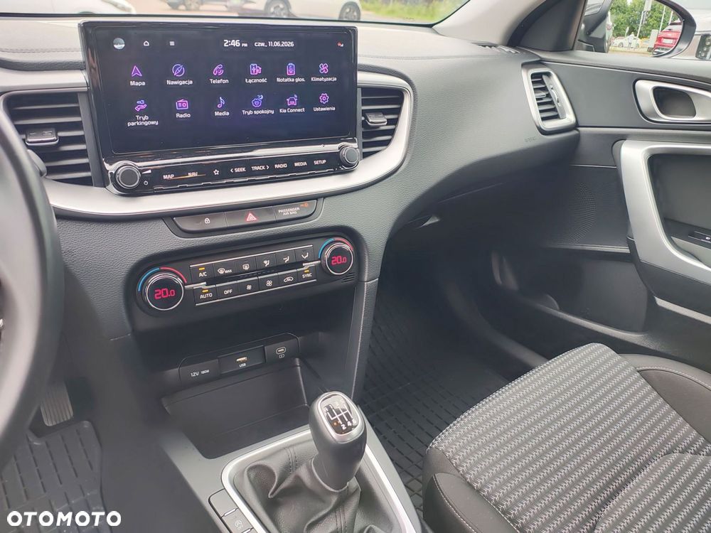 Kia Ceed 1.5 T-GDI M - 24
