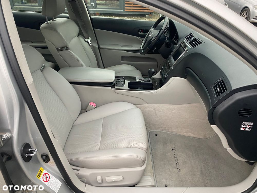 Lexus GS 300 Luxury Line - 30