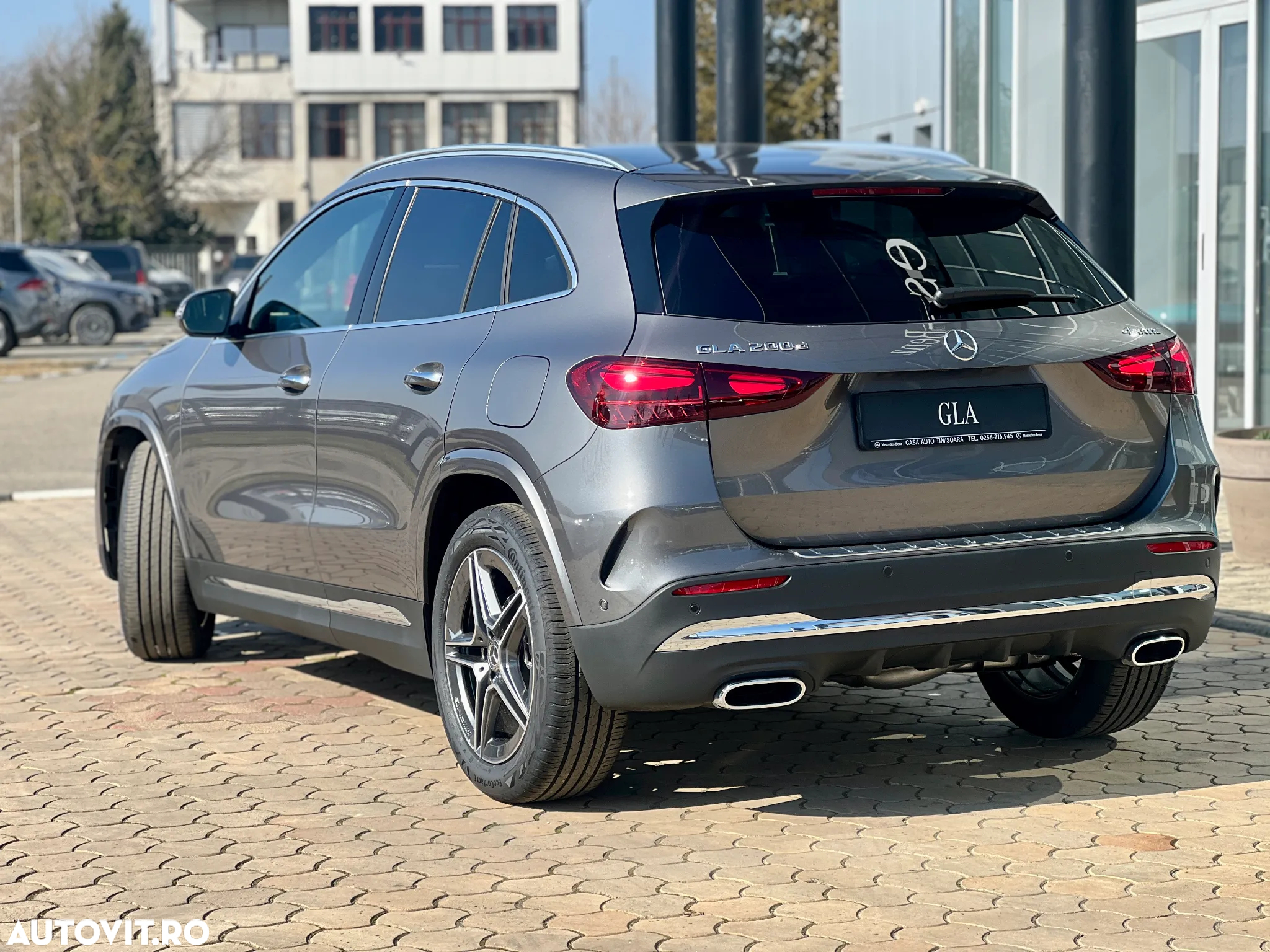 Mercedes-Benz GLA 200 d 4MATIC Aut. - 2