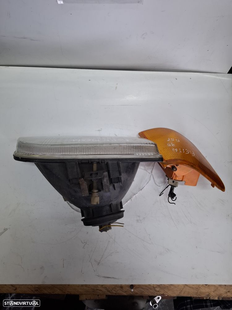 Farol e Farolim Direito Ford Fiesta 1996 - 3