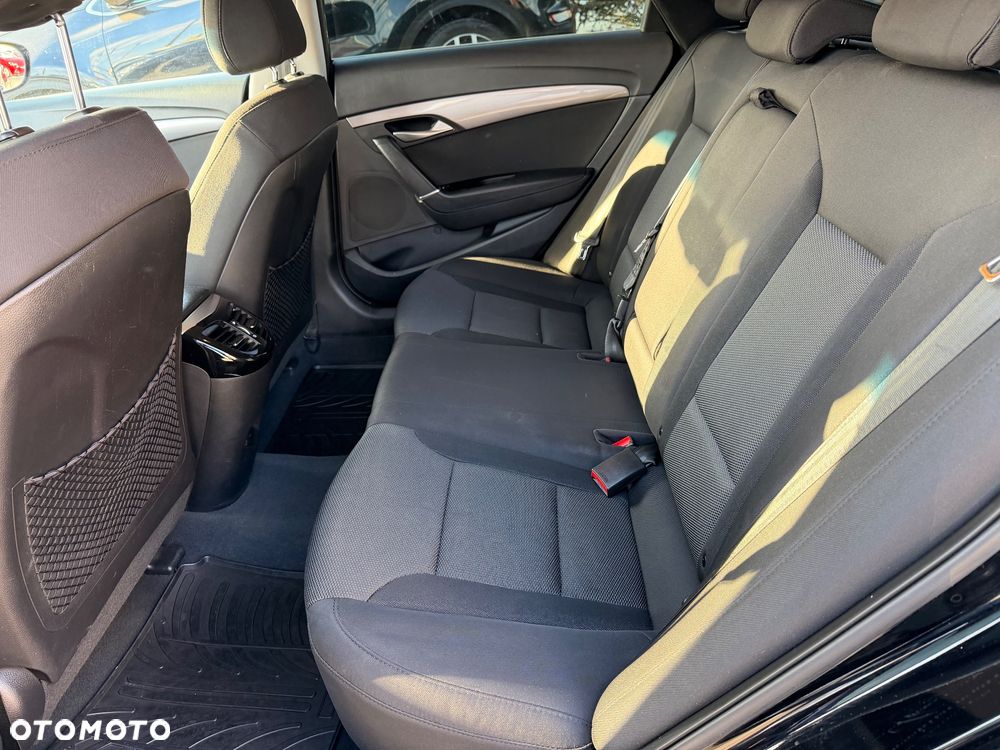 Hyundai i40 1.7 CRDi Comfort - 12