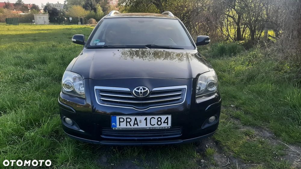 Toyota Avensis 2.2 D-CAT Premium - 2