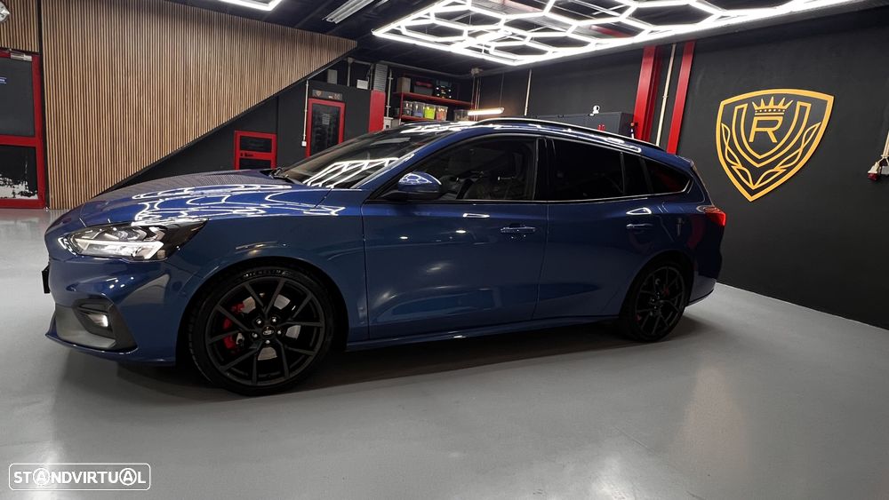 Ford Focus SW 2.3 EcoBoost S&S ST - 16