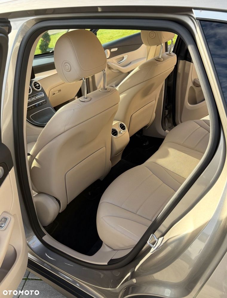 Mercedes-Benz GLC 200 d 4-Matic - 11