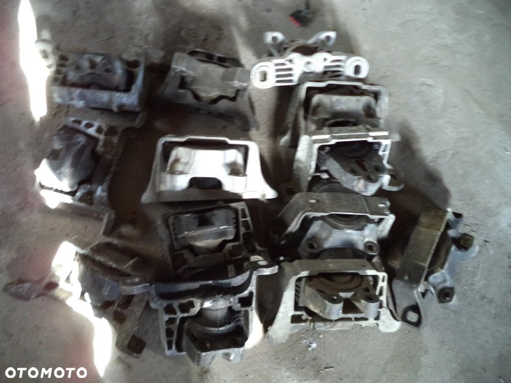 Poduszka silnika Ford Focus MK2 C-Max