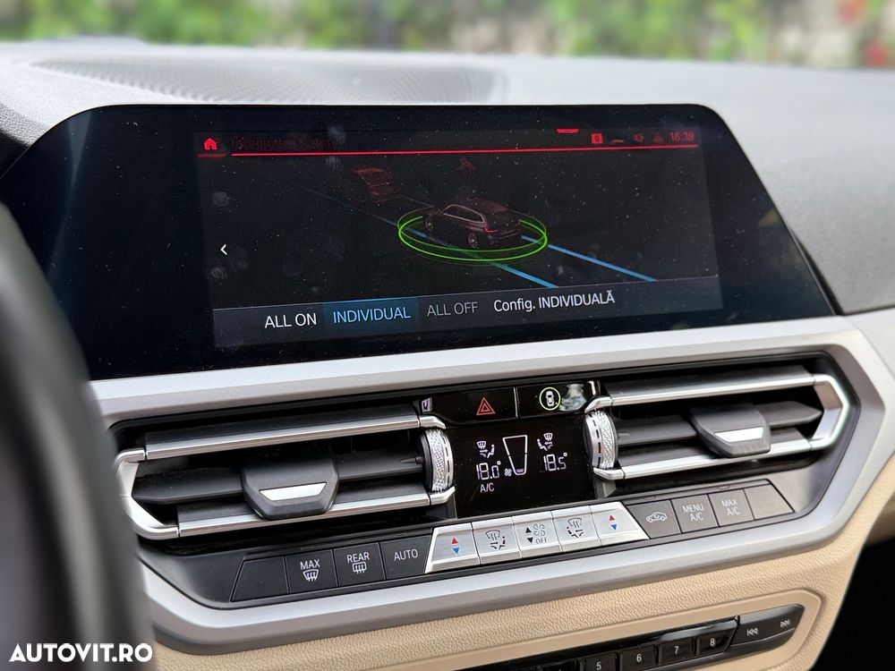 BMW Seria 3 330e Aut. - 29