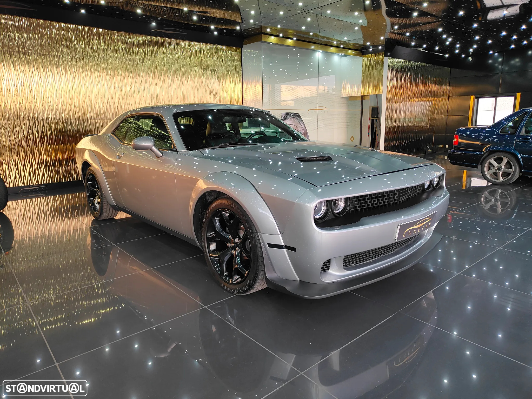 Dodge Challenger Auto SXT Plus - 3