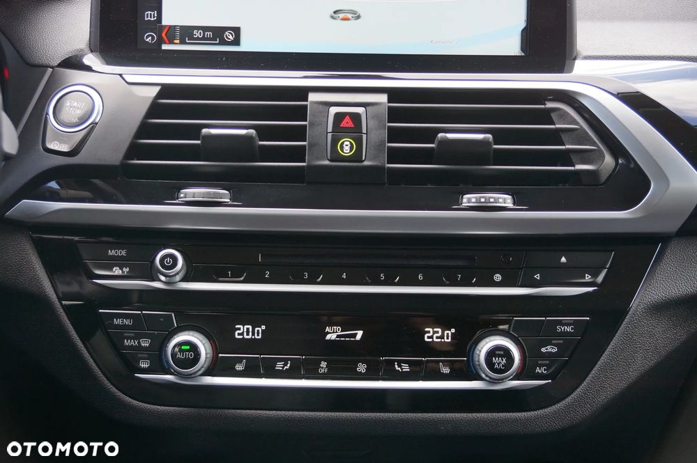 BMW X3 xDrive20d - 17