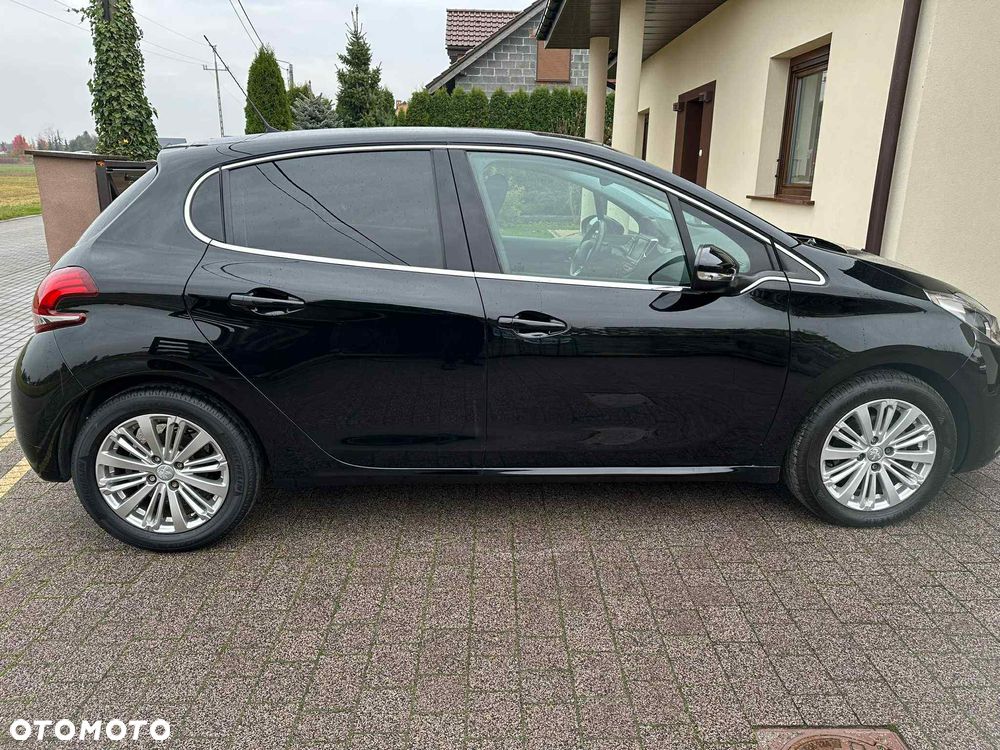 Peugeot 208 BlueHDi 100 Active Pack - 5
