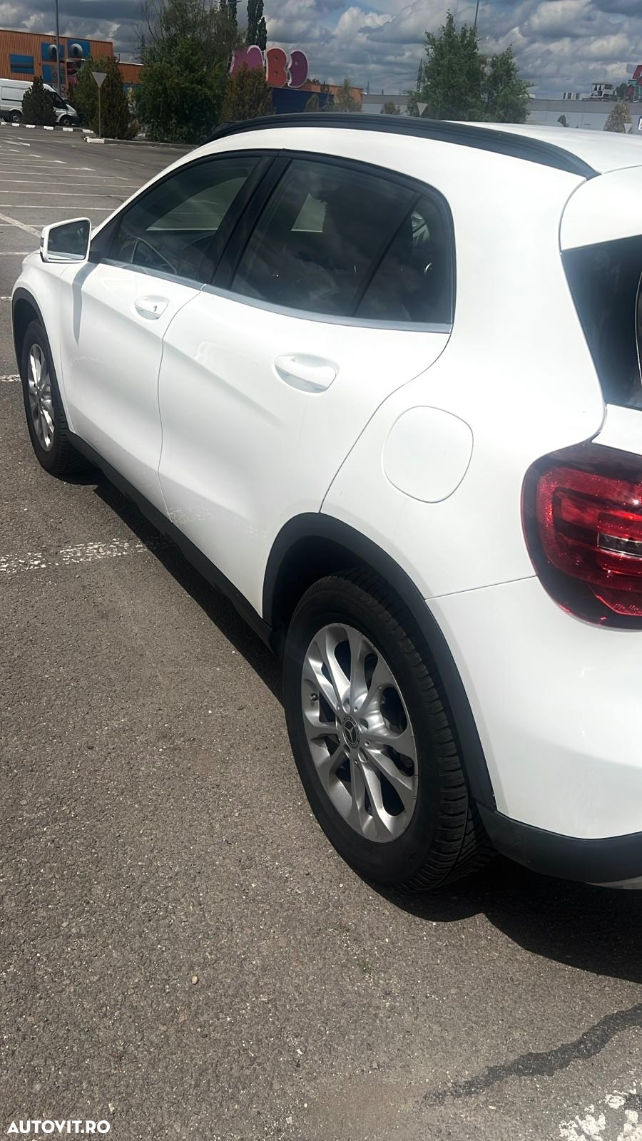 Mercedes-Benz GLA 200 d Aut. - 4