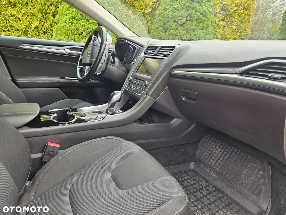 Ford Mondeo 2.0 TDCi Titanium 4WD PowerShift - 23