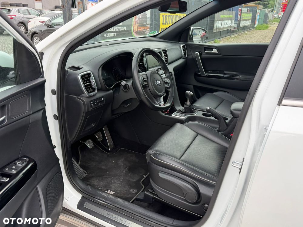 Kia Sportage 1.6 T-GDI AWD GT LINE - 13
