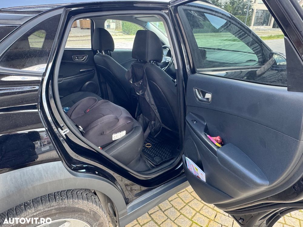 Hyundai KONA 204CP Luxury - 4