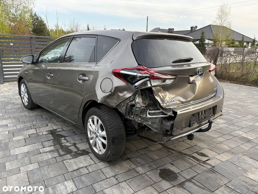 Toyota Auris - 4