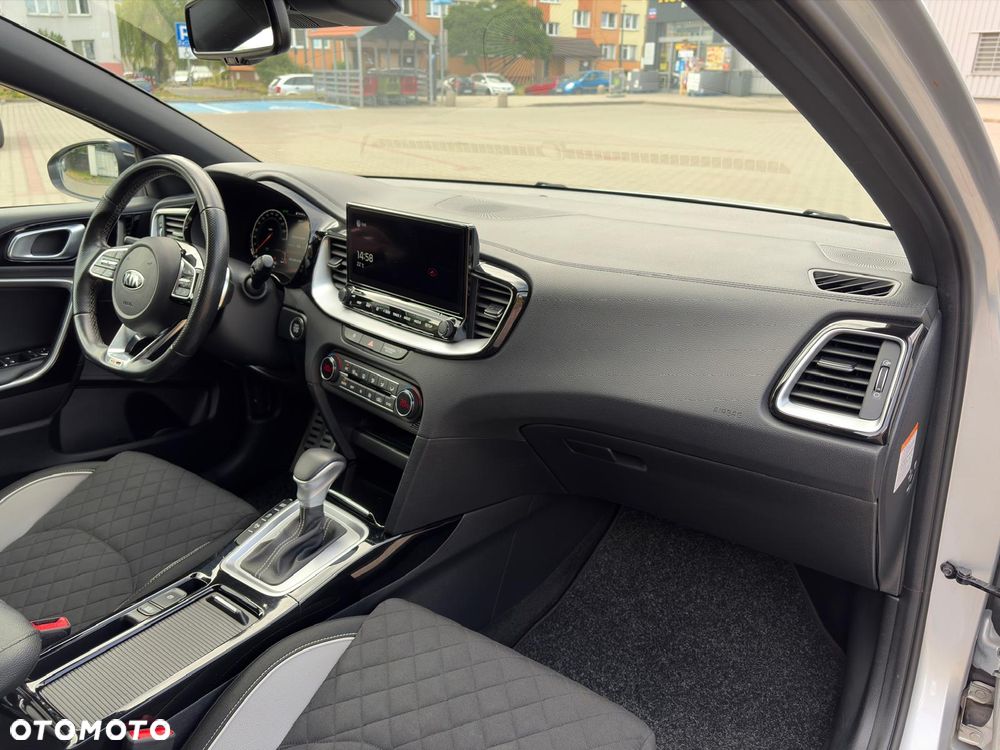 Kia Ceed 1.6 CRDi GT Line DCT - 15