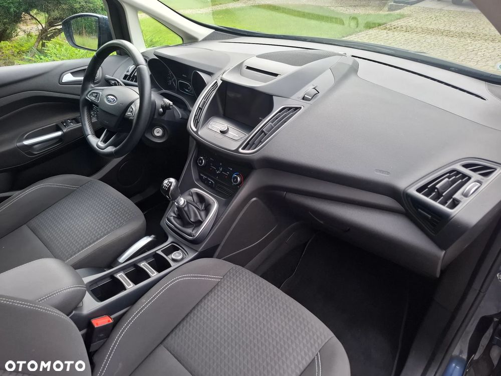 Ford C-MAX - 13