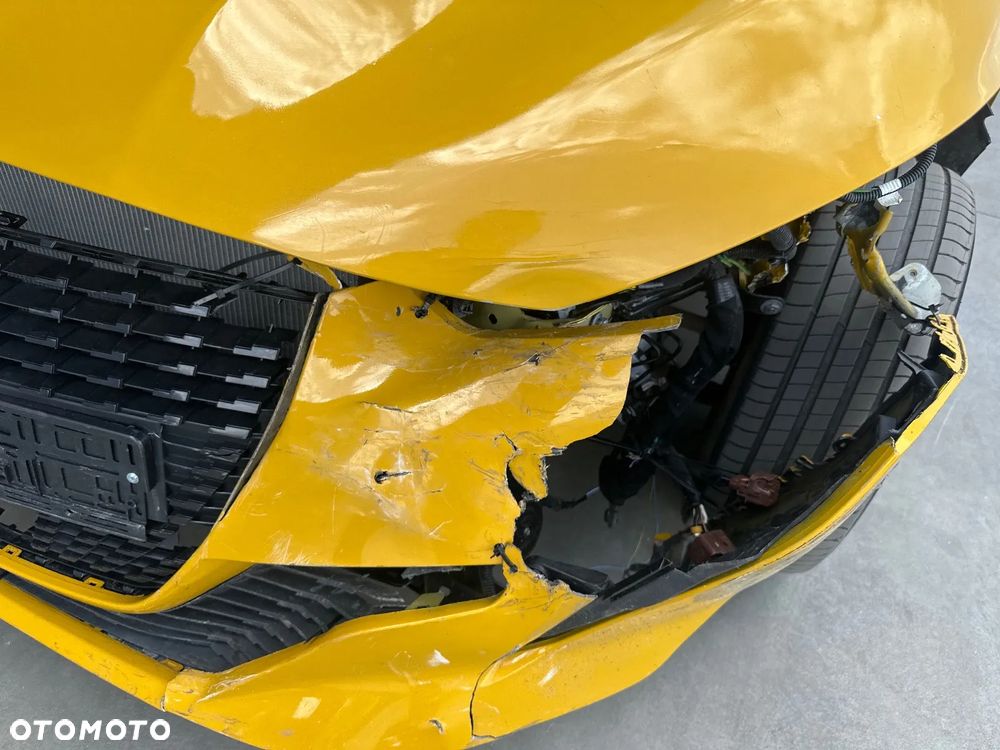 Peugeot 208 Elektromotor 136 Allure+ - 17