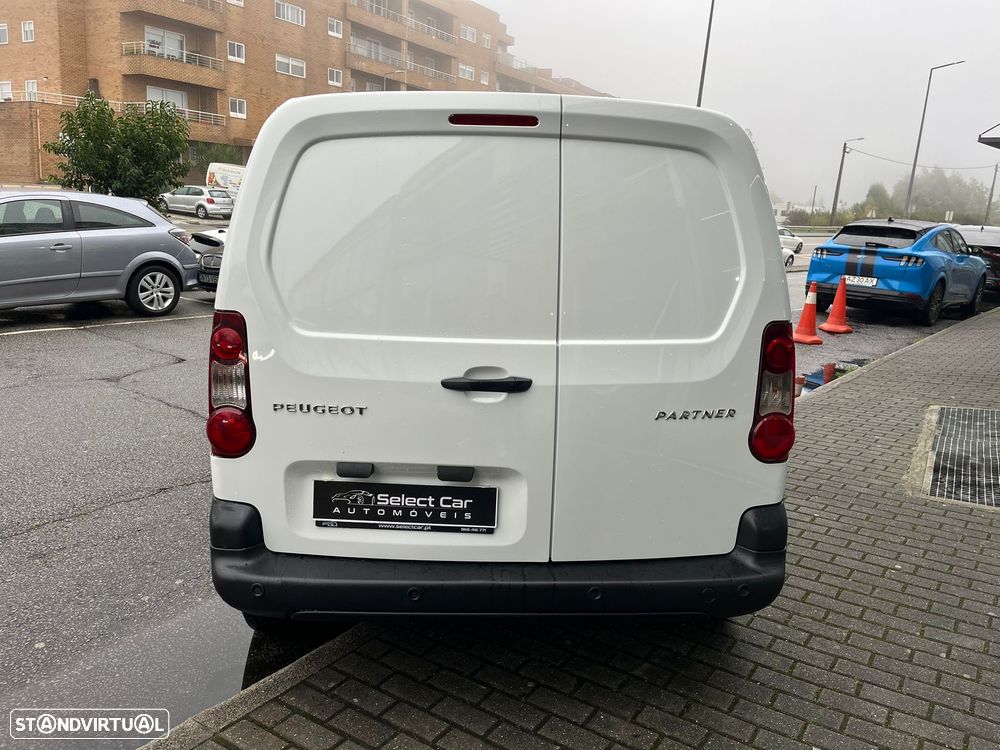 Peugeot Partner 1.6 HDI  3 LUGARES AC - 6