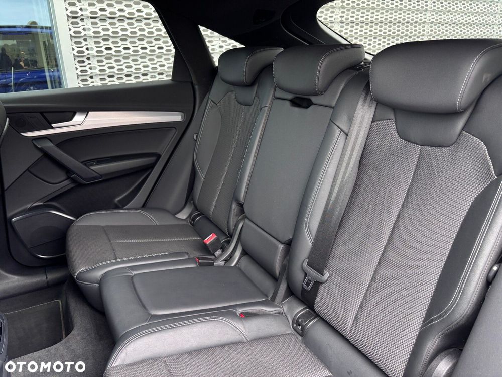 Audi Q5 Sportback - 22