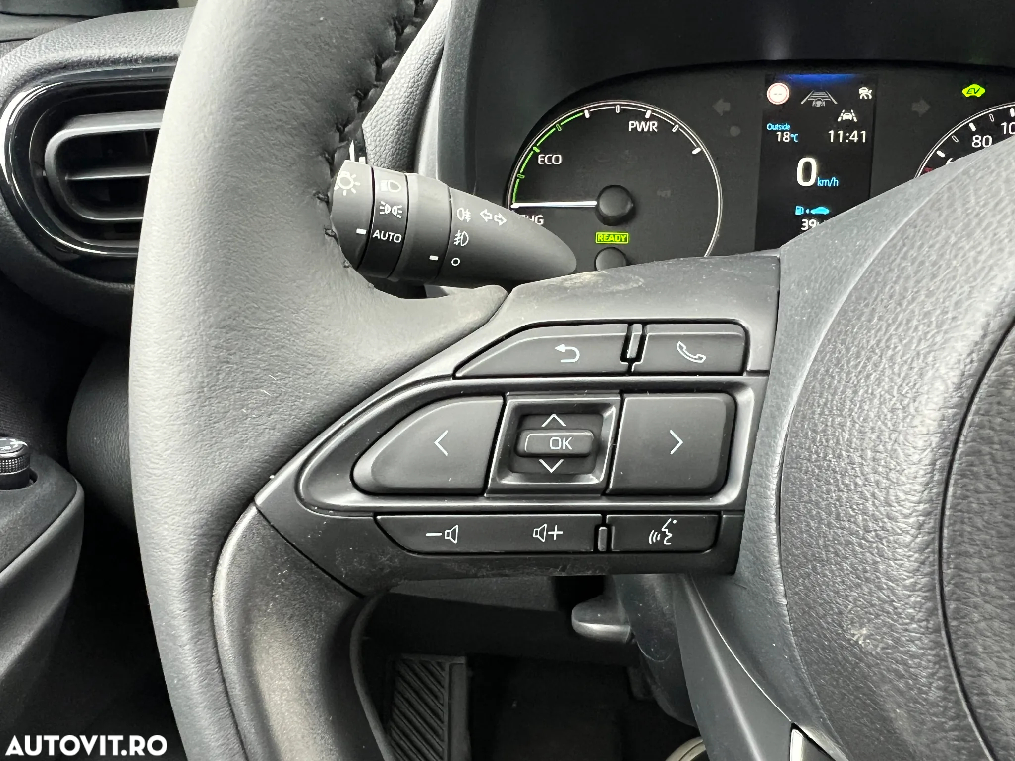 Toyota Yaris 1.5 116 CP HEV Active - 13