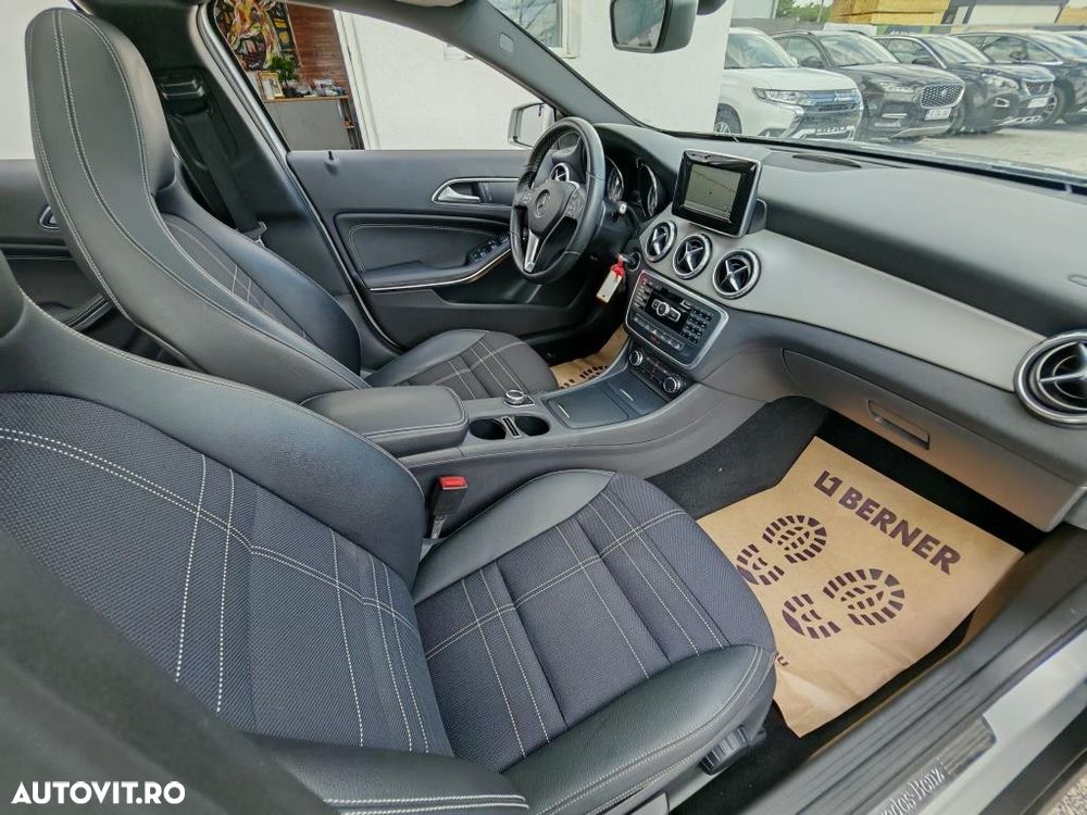 Mercedes-Benz GLA 200 d 4Matic 7G-DCT Activity Edition - 4