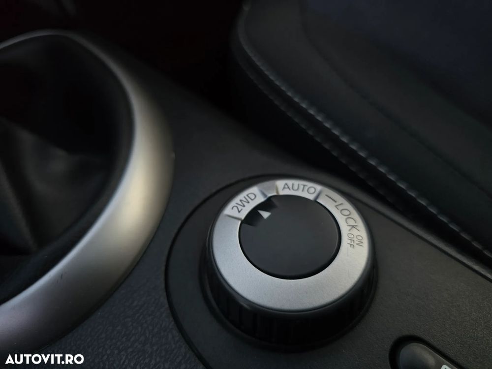Nissan Qashqai 1.6 DCI 4 x 4 DPF Start/Stop tekna - 30