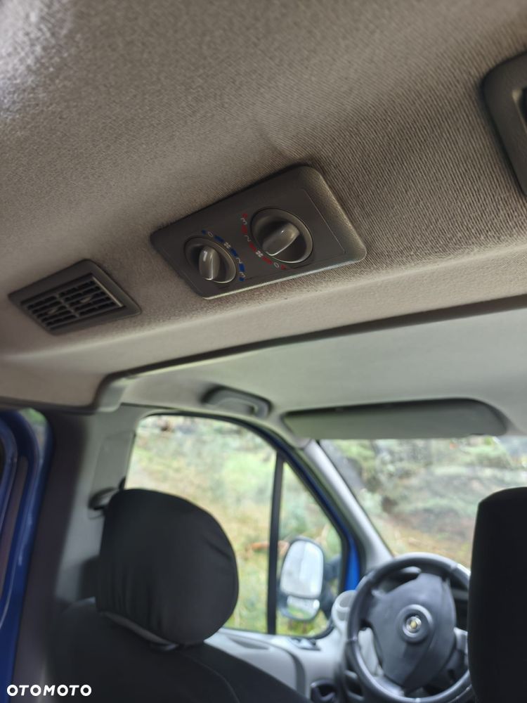 Opel Vivaro 2008 photo 4