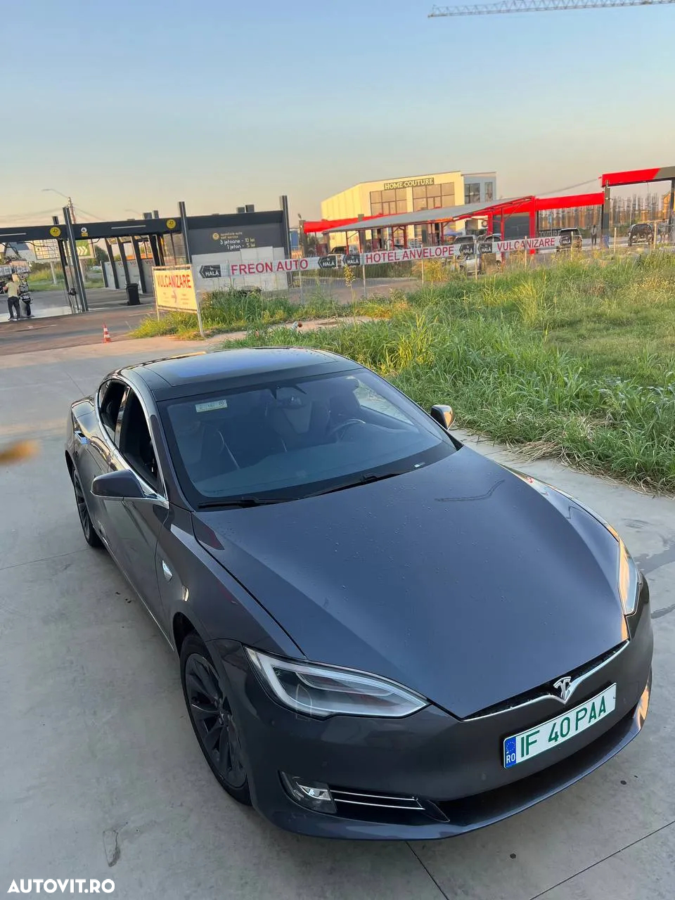 Tesla Model S 70D Allradantrieb - 12