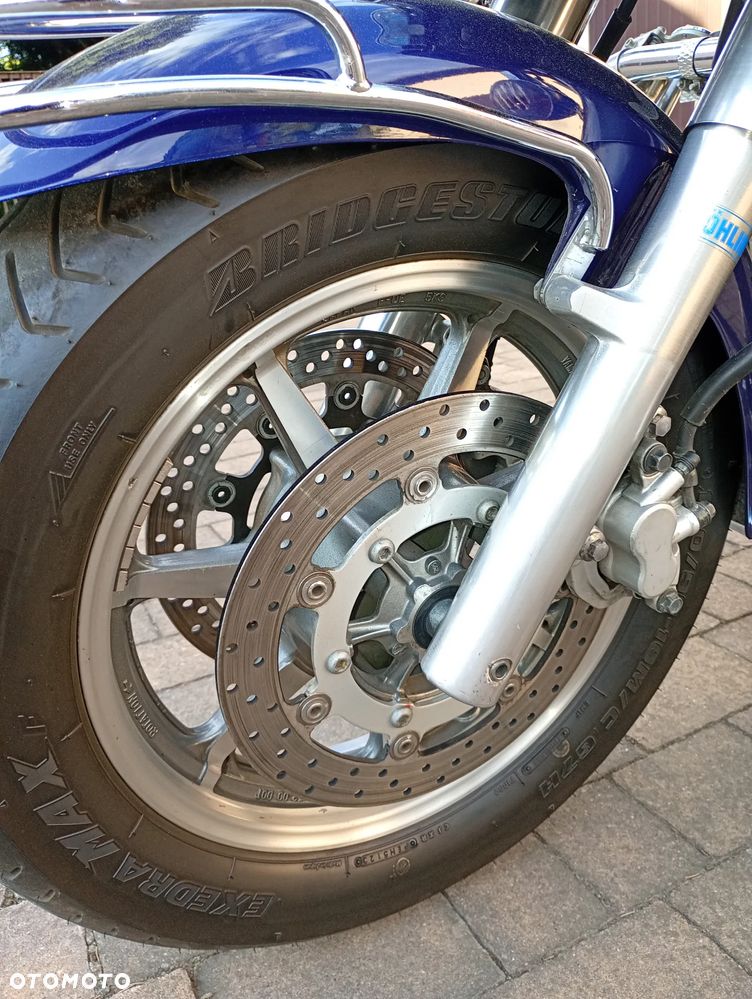 Yamaha XVS - 4