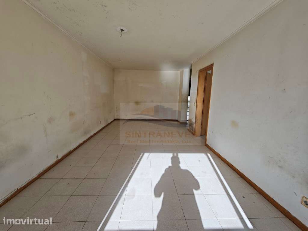 T0 para transformar em T1 na Amadora, Casal de São Brás - Grande imagem: 5/7