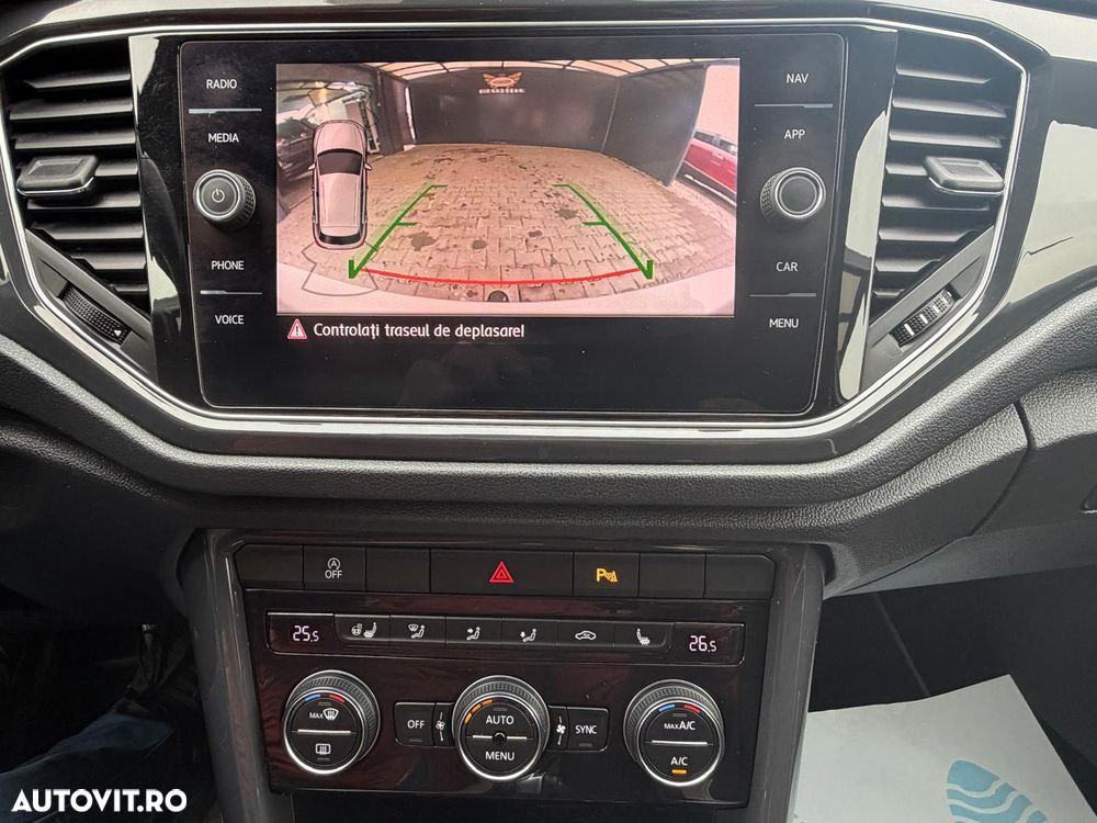 Volkswagen T-Roc 2.0 TDI SCR 4MOTION DSG Sport - 12