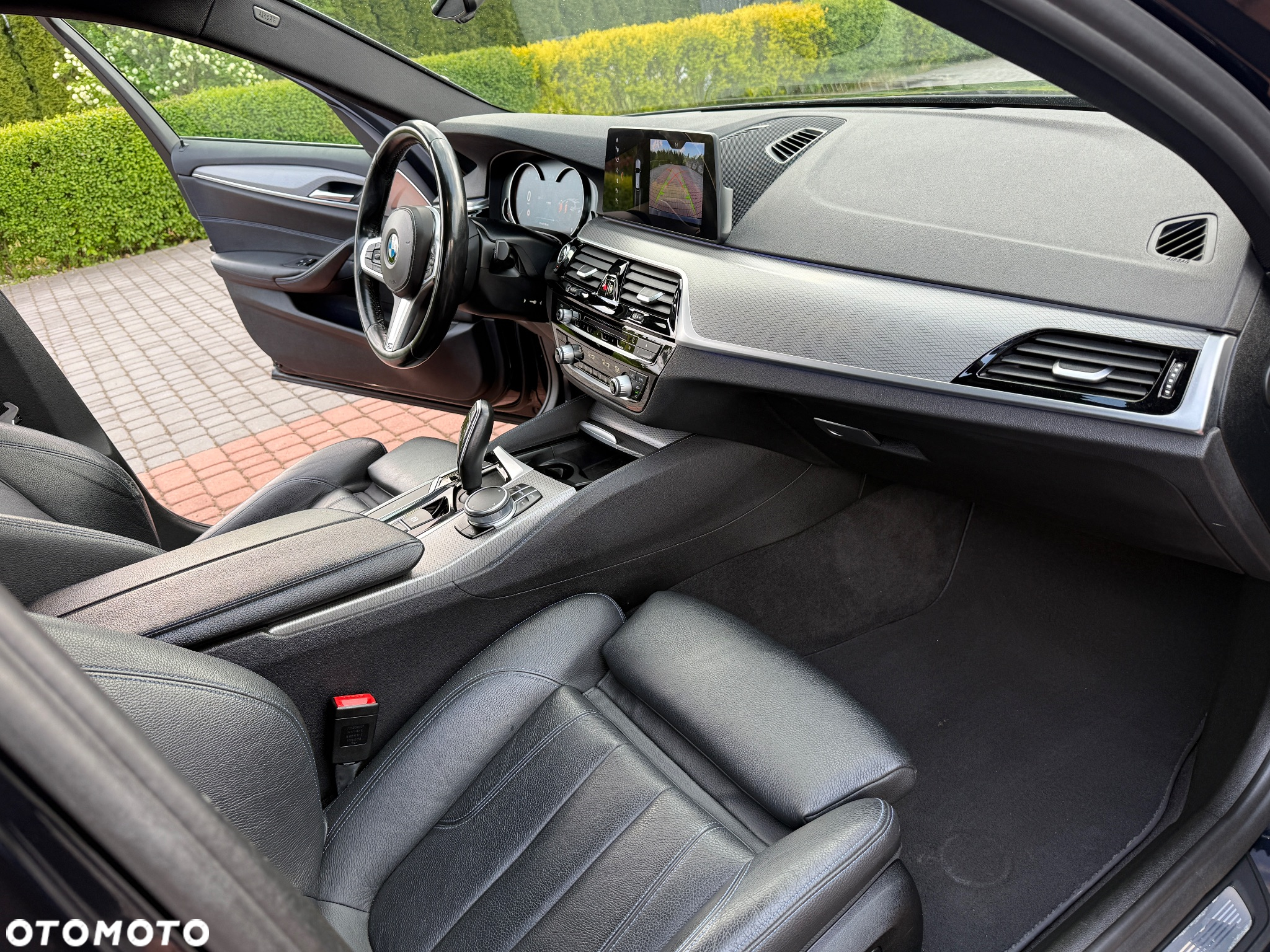 BMW Seria 5 520d Touring M Sport Edition - 22