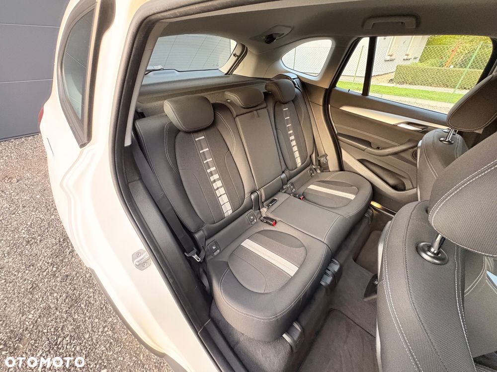 BMW X1 sDrive20d Advantage - 20