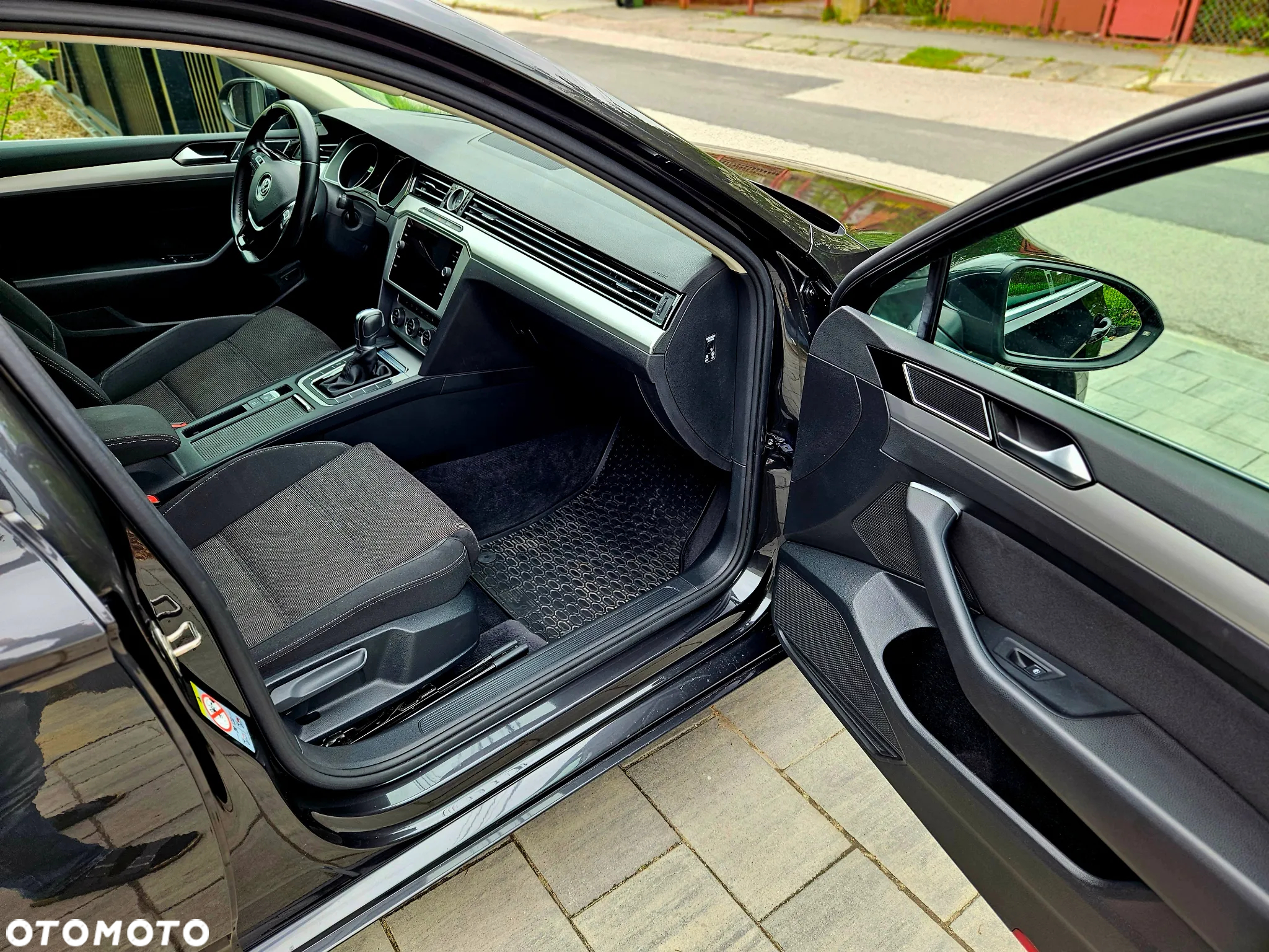 Volkswagen Passat 1.8 TSI BMT Comfortline DSG - 11