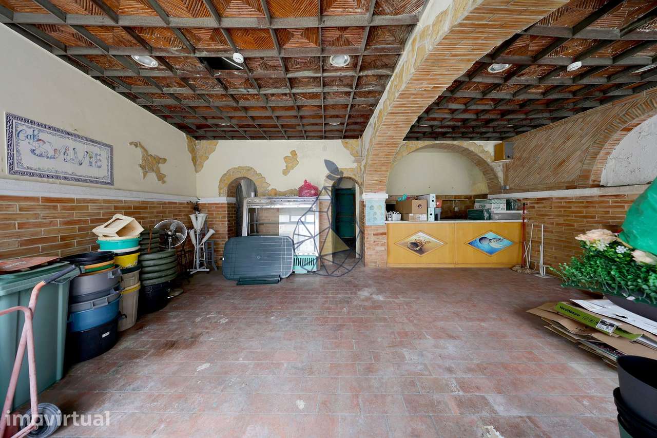Prédio de uso misto  com elevado potencial de investimento no centro d - Grande imagem: 2/60