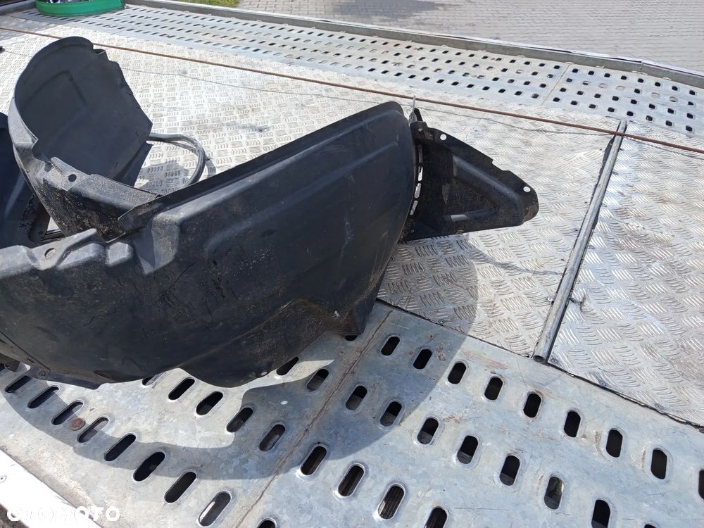 KIA venga NADKOLE lewe lub prawe przód  lampa EUROPA - 2