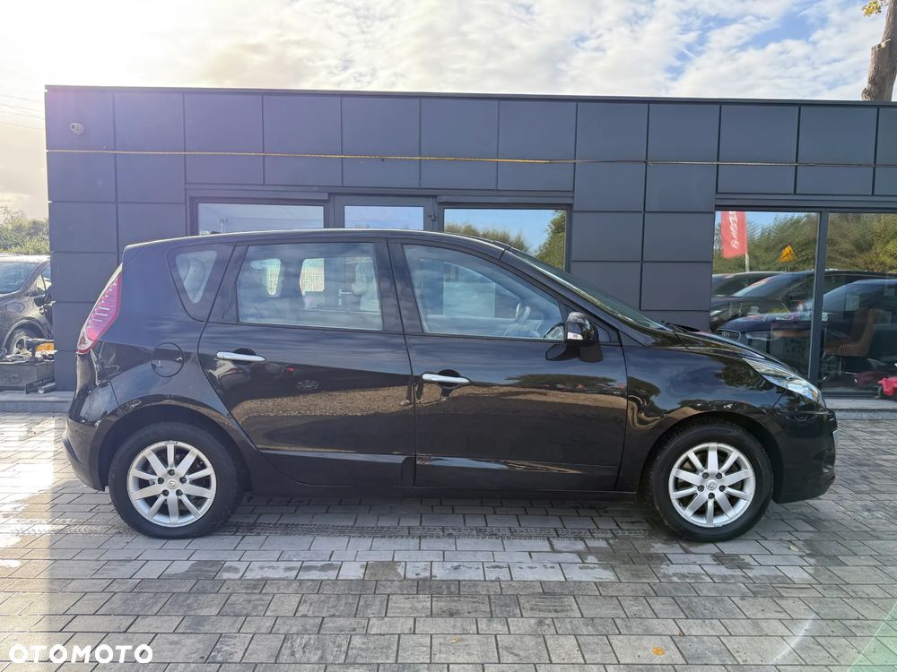 Renault Scenic 2.0 16V Privilege - 17
