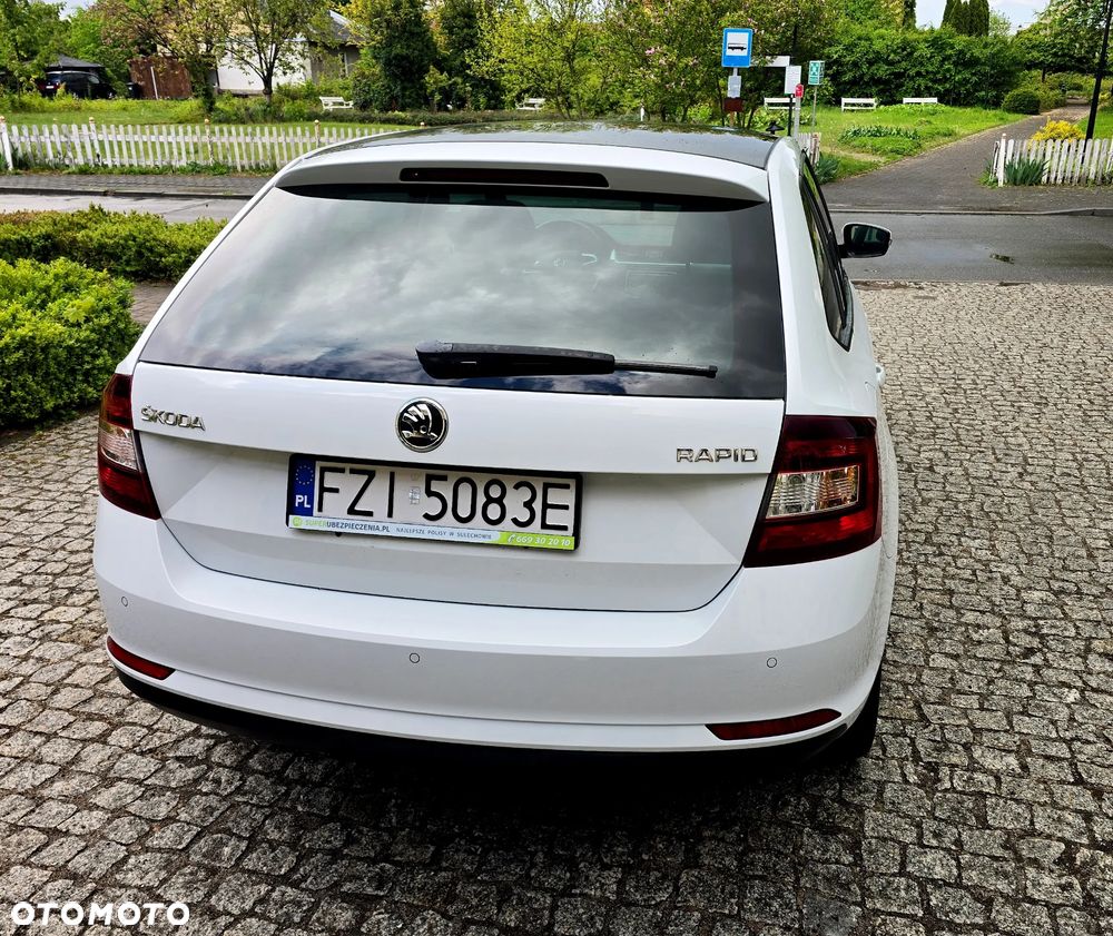 Skoda RAPID 1.2 TSI Green tec Edition - 9