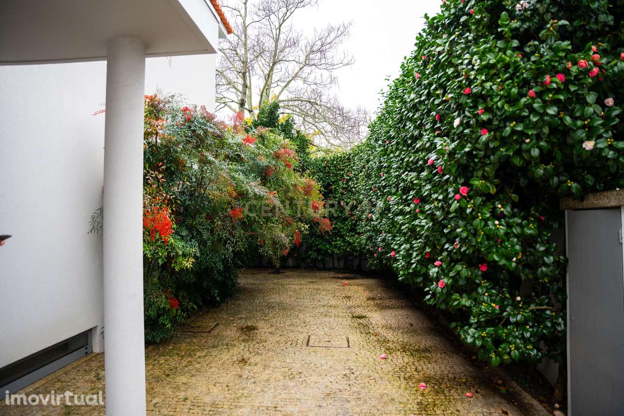 Moradia T3+1 no Bairro Marechal Gomes da Costa | 3 Frentes | Design e - Grande imagem: 5/29