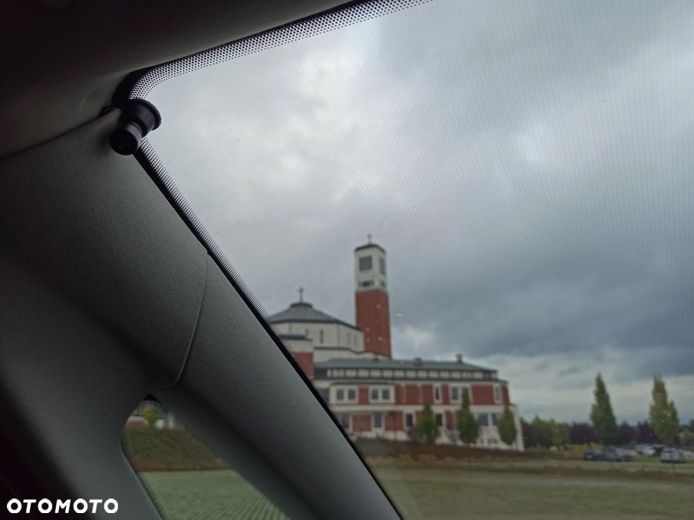 Ford S-Max 2.0 TDCi DPF Titanium - 32