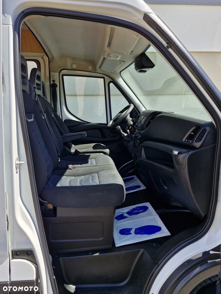 Iveco Daily, 35C16, DOKA, 7 miejsc, BRYGADÓWKA, tempomat, klima, hak - 14