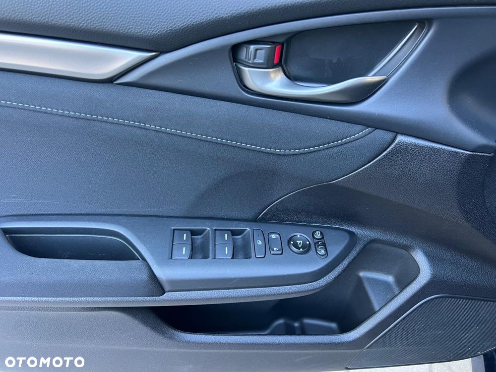 Honda Civic 1.0 i-VTEC Turbo CVT Elegance - 28
