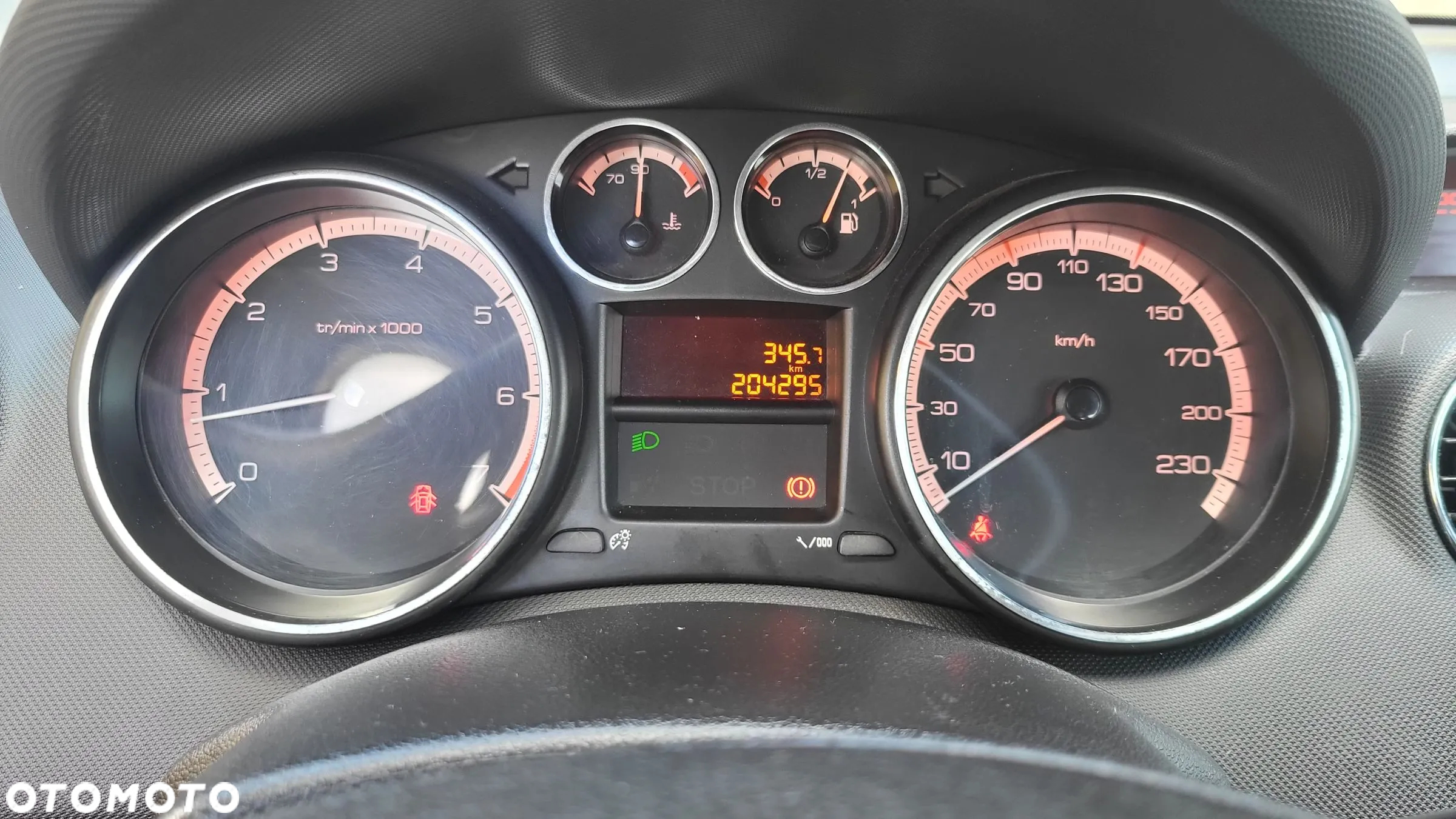 Peugeot 308 1.6 Trendy - 14