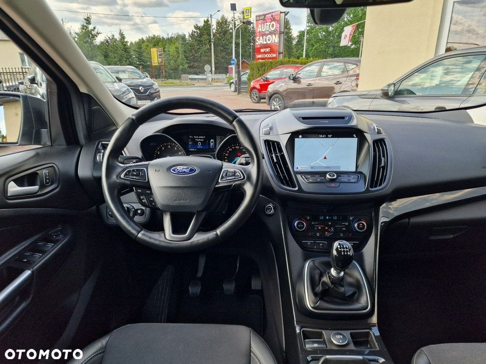 Ford Kuga 1.5 EcoBoost 2x4 Titanium - 19